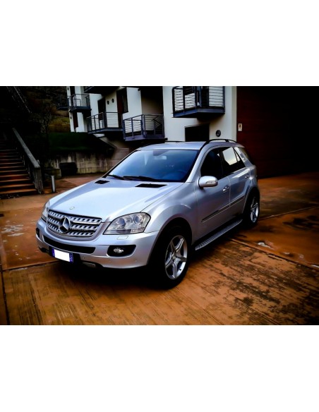 Šoniniai laipteliai skirti Mercedes M-Class ML W164 (2005-2011)