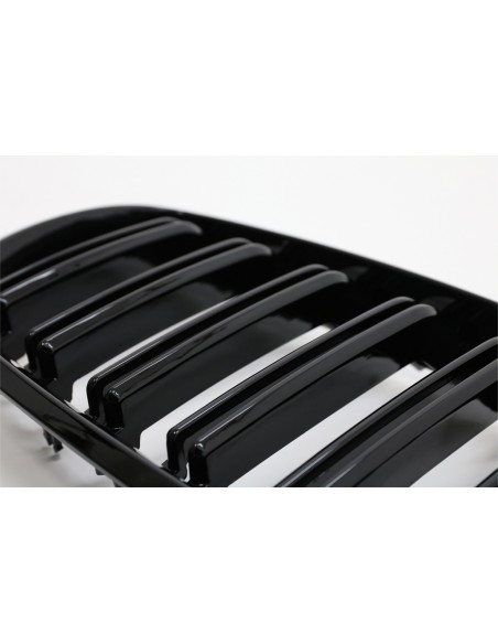 M stiliaus priekinės grotelės skirtos BMW X5 E70 / X6 E71 (2007-2014), juodos blizgios
