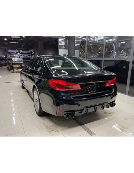 M5 stiliaus duslintuvo išmetimo antgaliai skirti BMW 5 G30 G31 (2016-2020), chromuoti