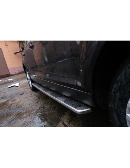 Šoniniai laipteliai skirti Audi Q7 (2006-2015)